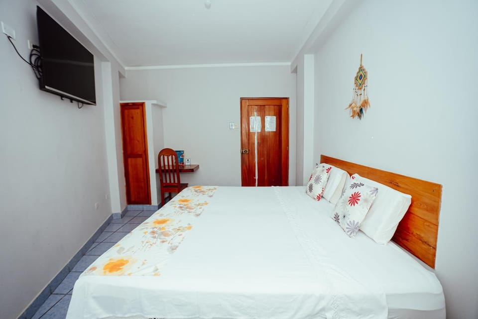 Bed, Photo of the whole room