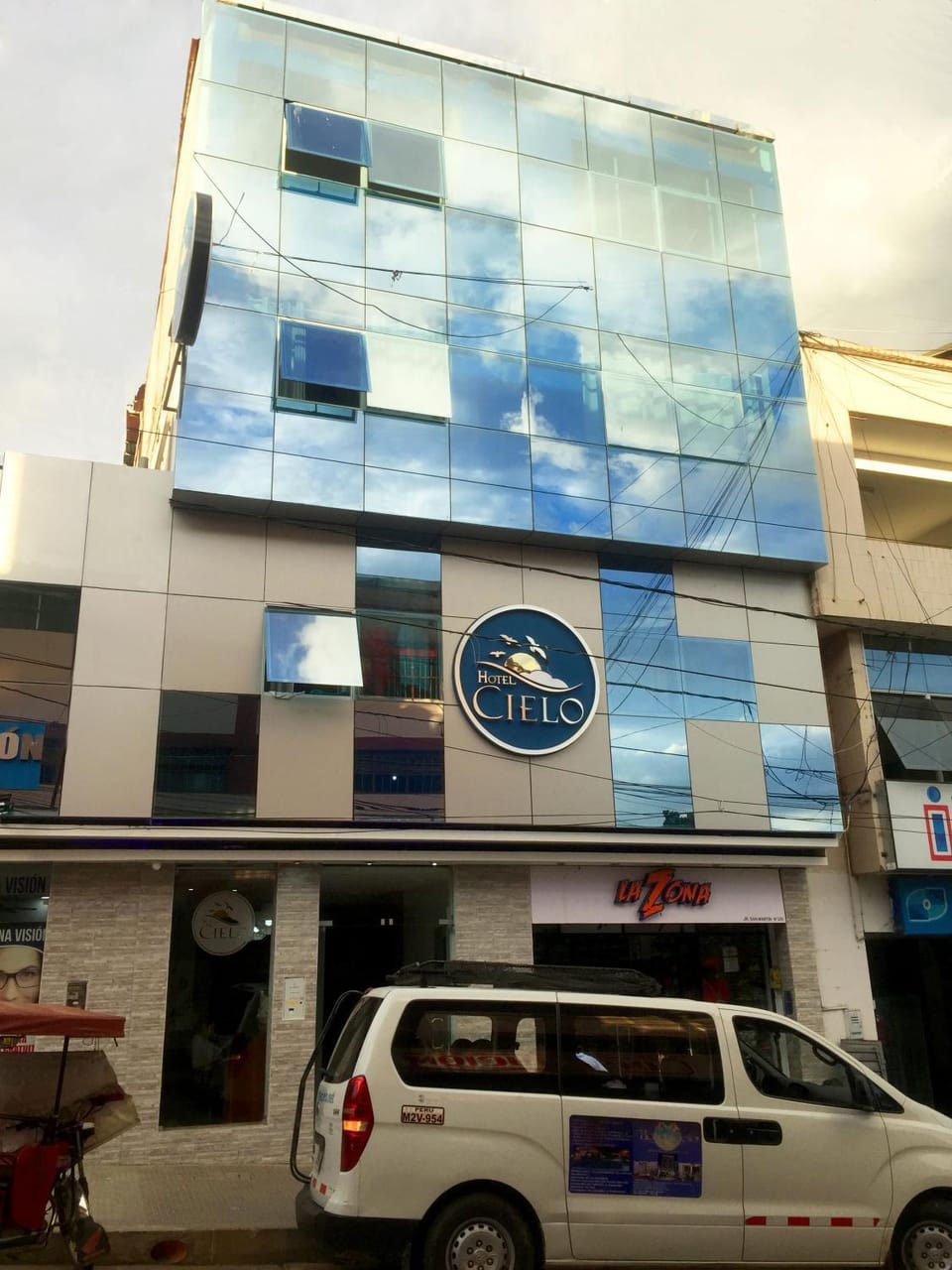 Property building, Facade/entrance, Floor plan, Location