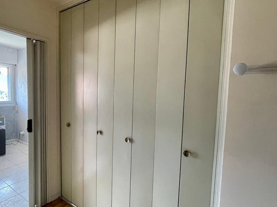 Joli studio avec vue lac, parking et proche Thermes Chevalley - FR-1-555-97 Apartment in Aix-les-Bains