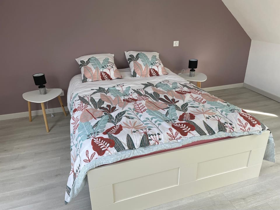 Maison spacieuse près du Mans et Tours, idéale pour famille, avec terrasse, jardin et parking - FR-1-410-425 House in Pays de la Loire