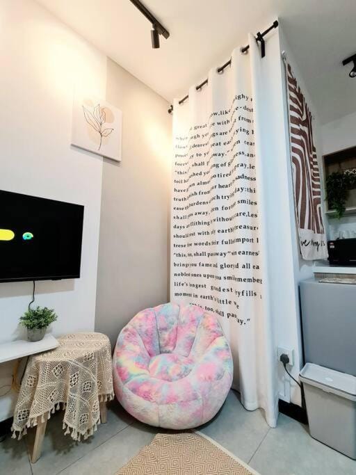KL Creamy Tiny 2R1B Home 爆款奶油风小宅 Apartment in Federal Territory of Kuala Lumpur