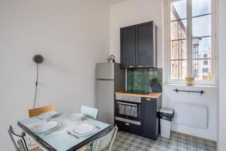 Appartement 2 chambres, calme garanti Apartment in Lyon