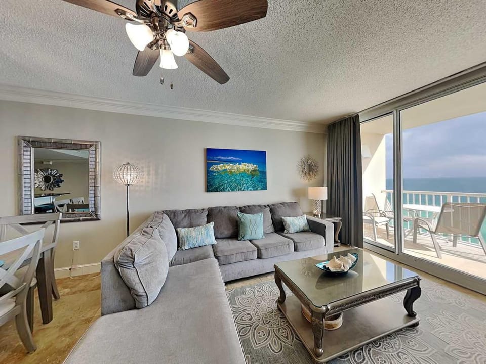 Balcony/Terrace, Living room, Seating area, Sea view, furniture