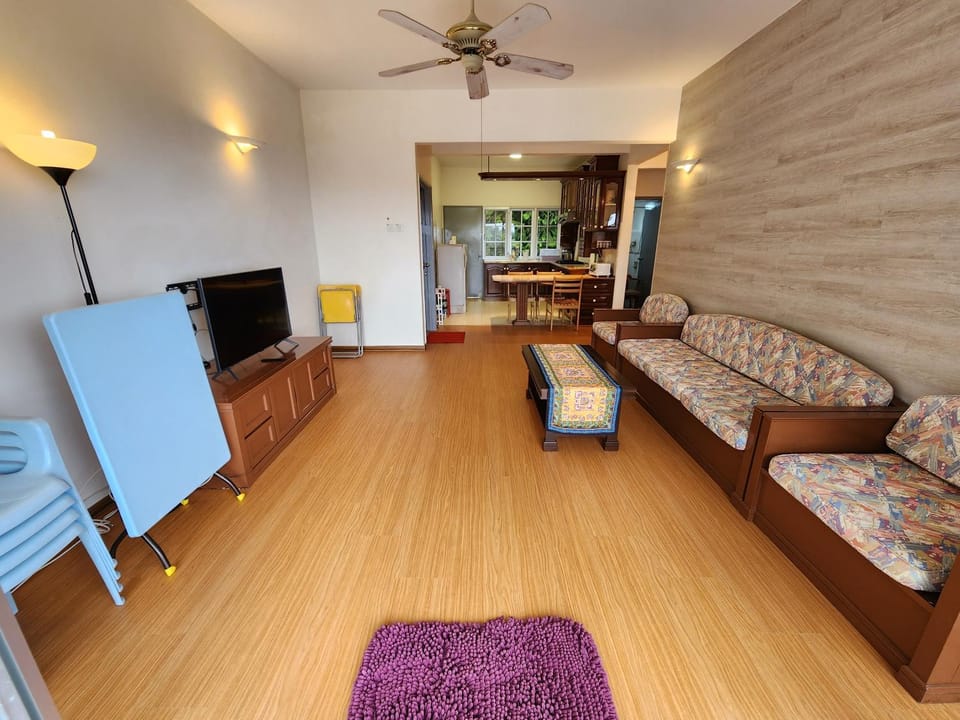TV and multimedia, Living room, Seating area