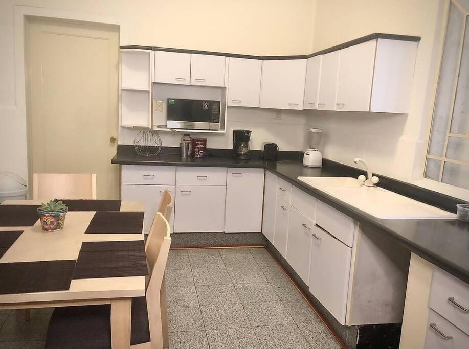 C4 Habitacion en Condesa Amsterdam Vacation rental in Mexico City