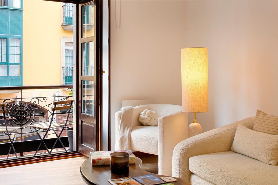 Bed, Balcony/Terrace, Living room