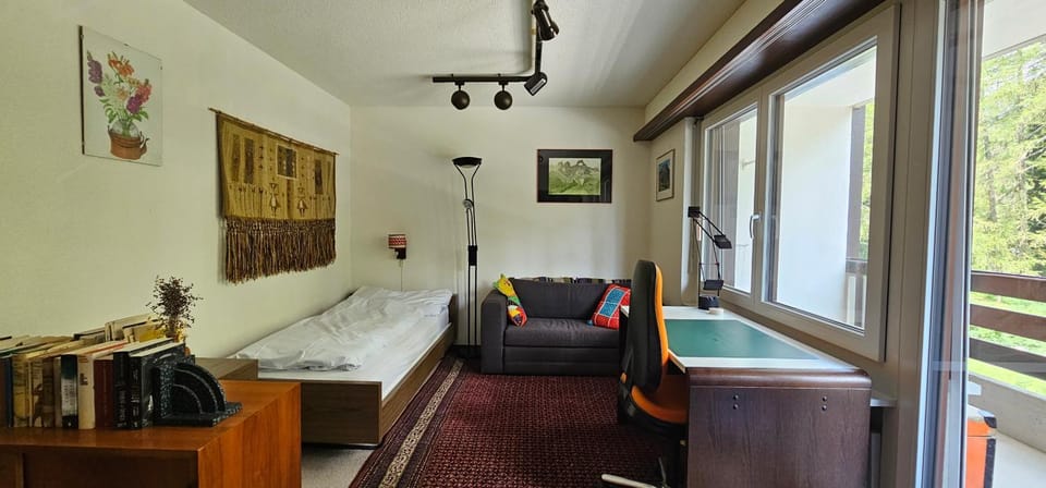 Waldrand Haus B 4. Stock Apartment in Canton of Valais