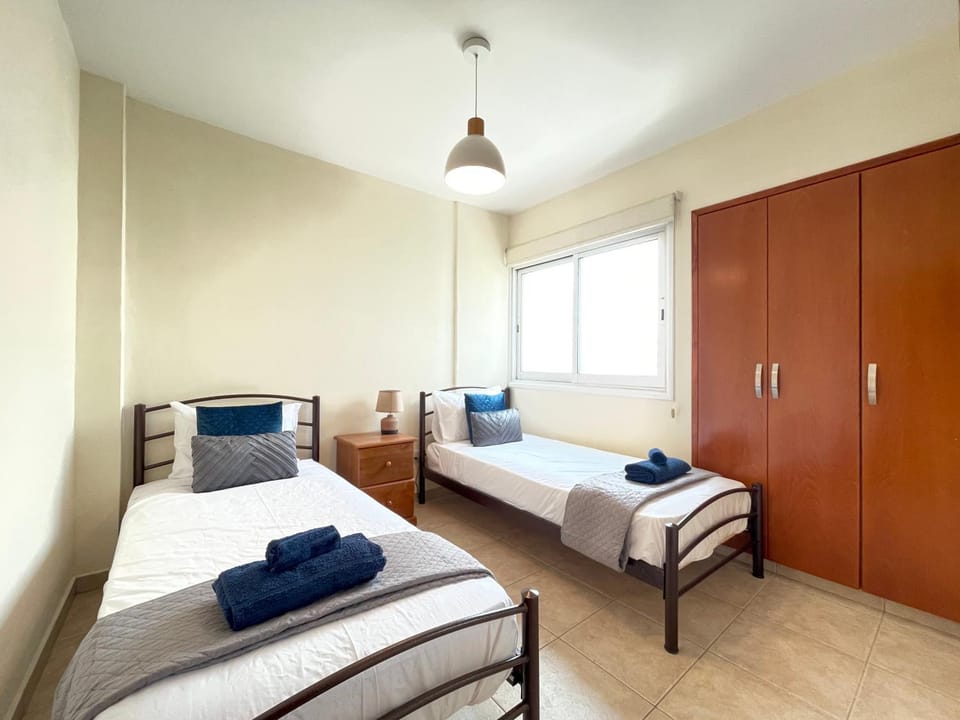 Bed, Photo of the whole room, Bedroom, towels, wardrobe