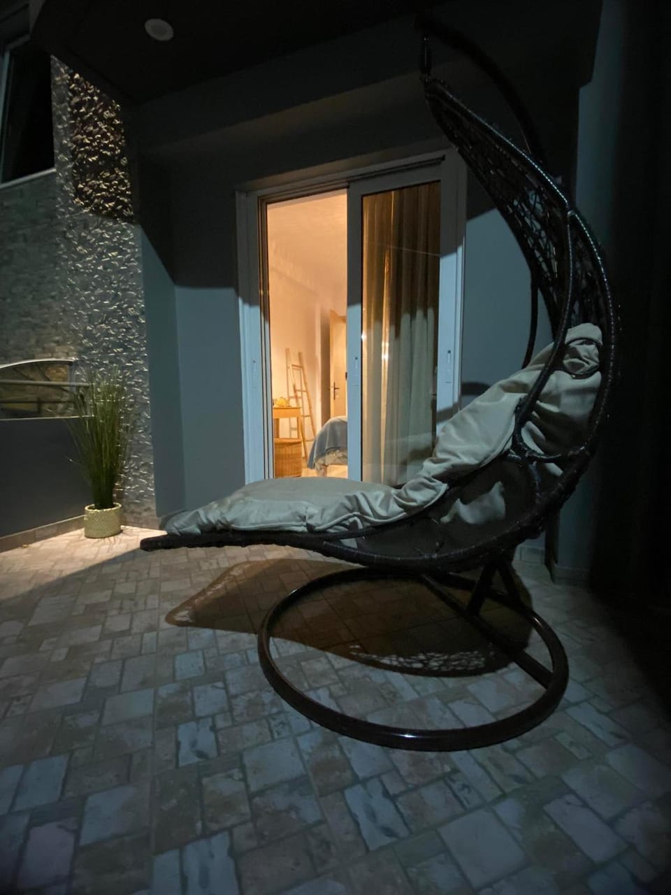 Patio, Night, Balcony/Terrace