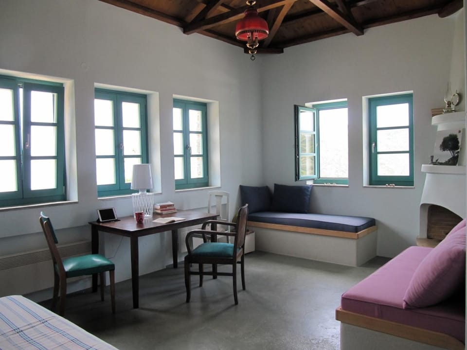 Gorgeous House Exclusive Location House in Sporades, Greece