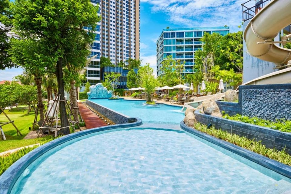 Swimming pool, Swimming pool