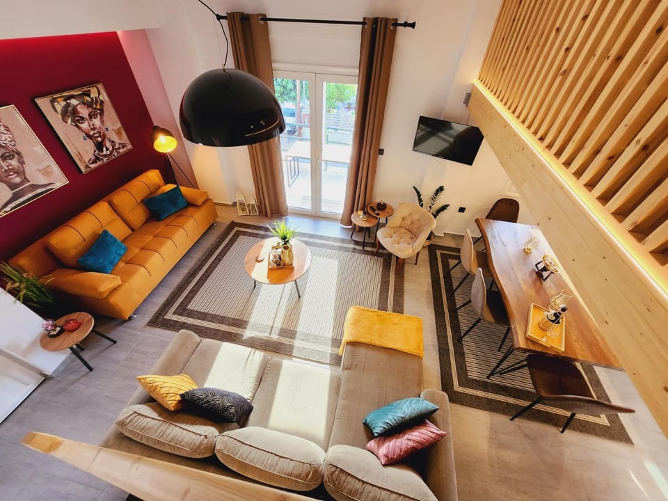 TV and multimedia, Living room, Seating area