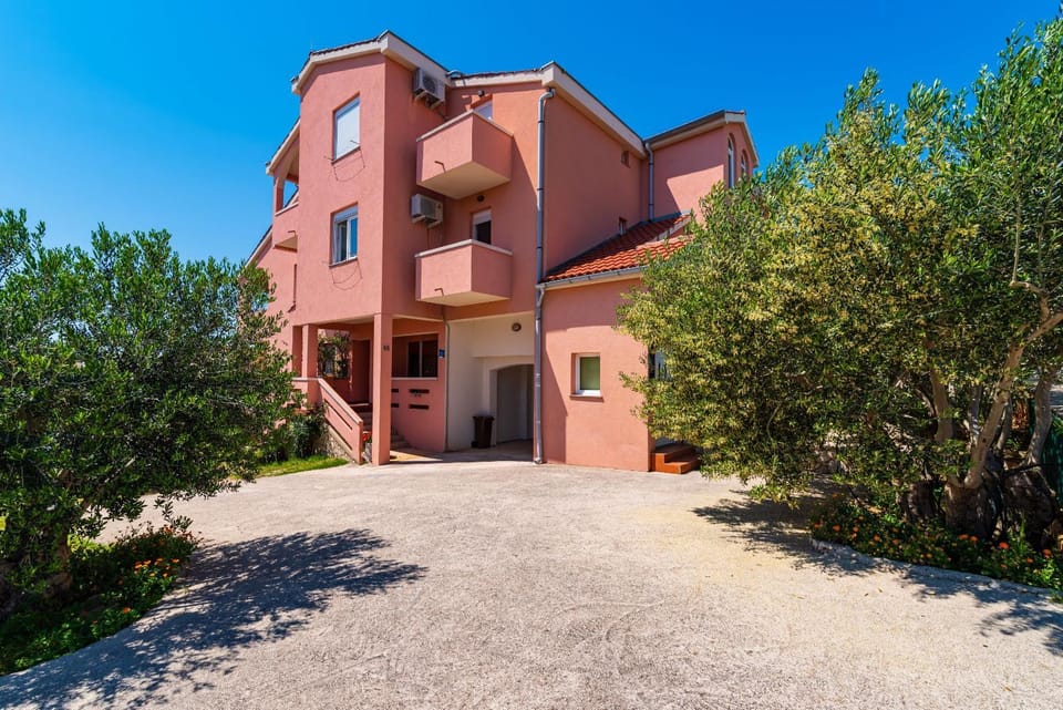 Comfortable apartments Malina Apartment in Novalja