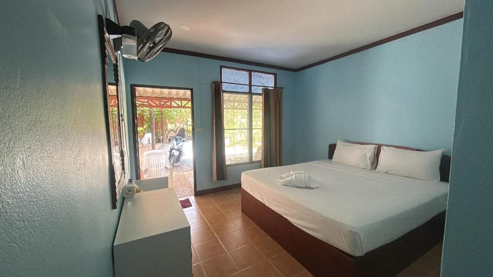 Adam Bungalows Inn in Krabi Changwat