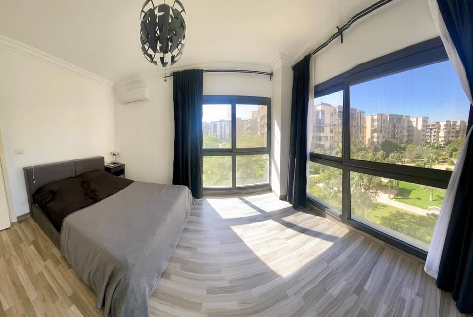 Bed, View (from property/room), Balcony/Terrace, Photo of the whole room, Bedroom