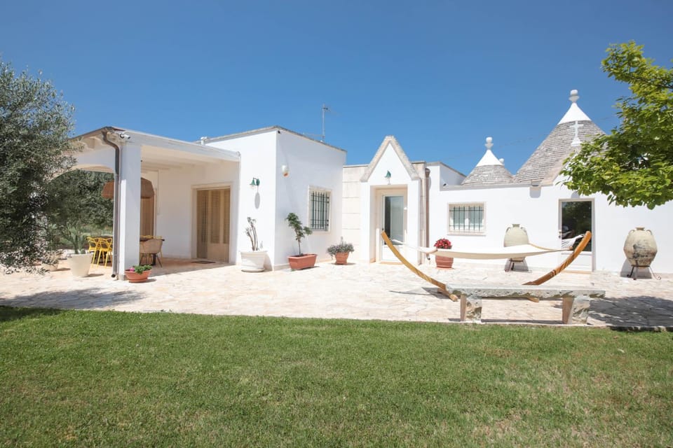 Property building, Day, Garden, Balcony/Terrace, Garden view