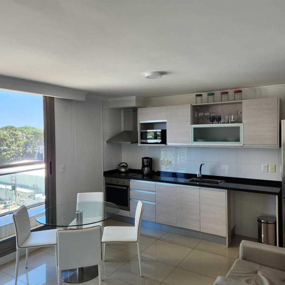 Espectacular Monoambiente Nuevo en Place Lafayette piso 7 Punta del Este Apartment in Punta del Este