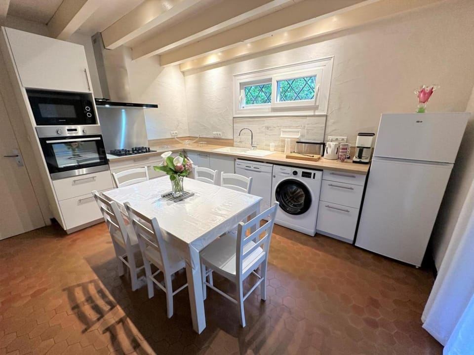 A bascarry House in Nouvelle-Aquitaine
