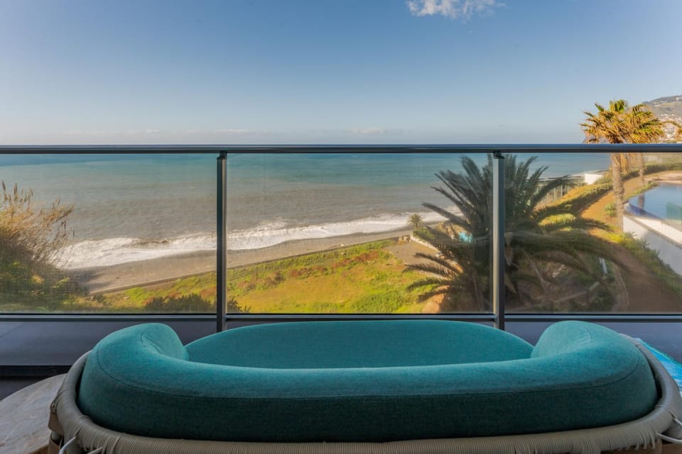 FLH Madeira Palace Oceanfront Luxury Apartment in Funchal