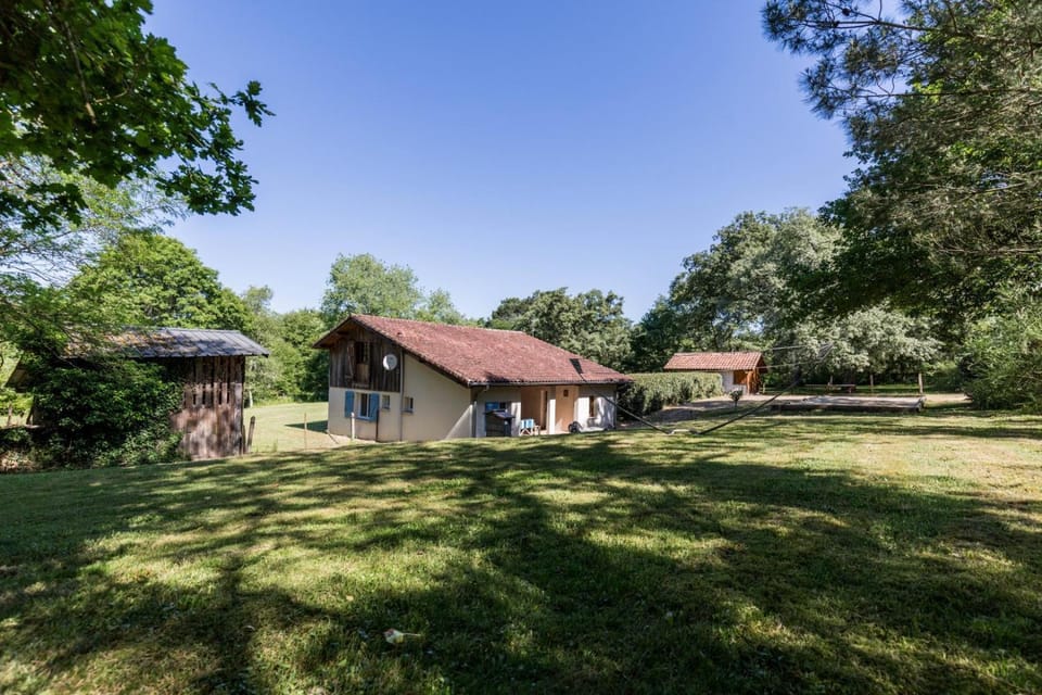 La grange du petit blay House in Nouvelle-Aquitaine