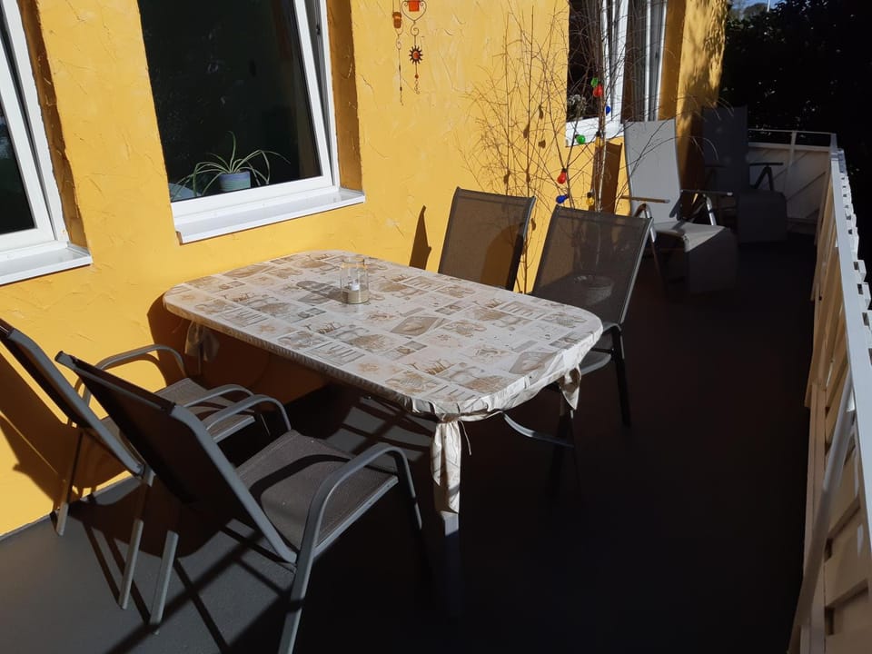 Property building, Balcony/Terrace