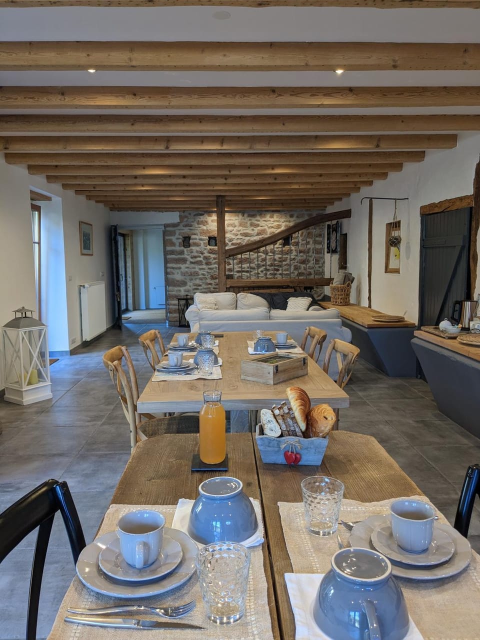 Living room, Dining area, Breakfast