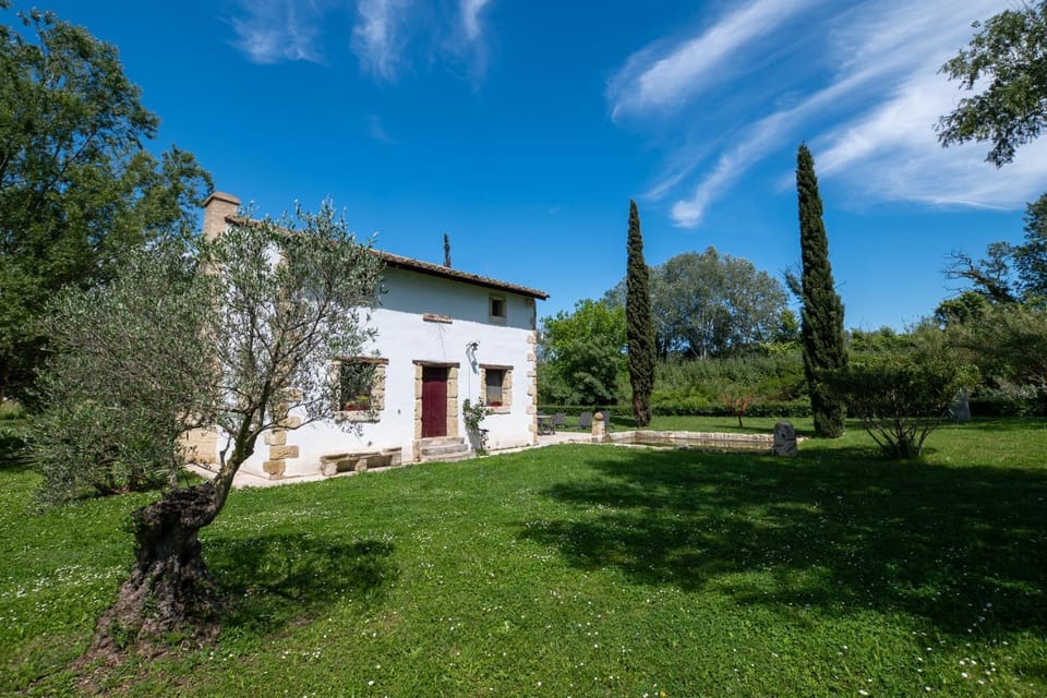 Mas des Eaux Claires Arles Camargue Villa in Arles