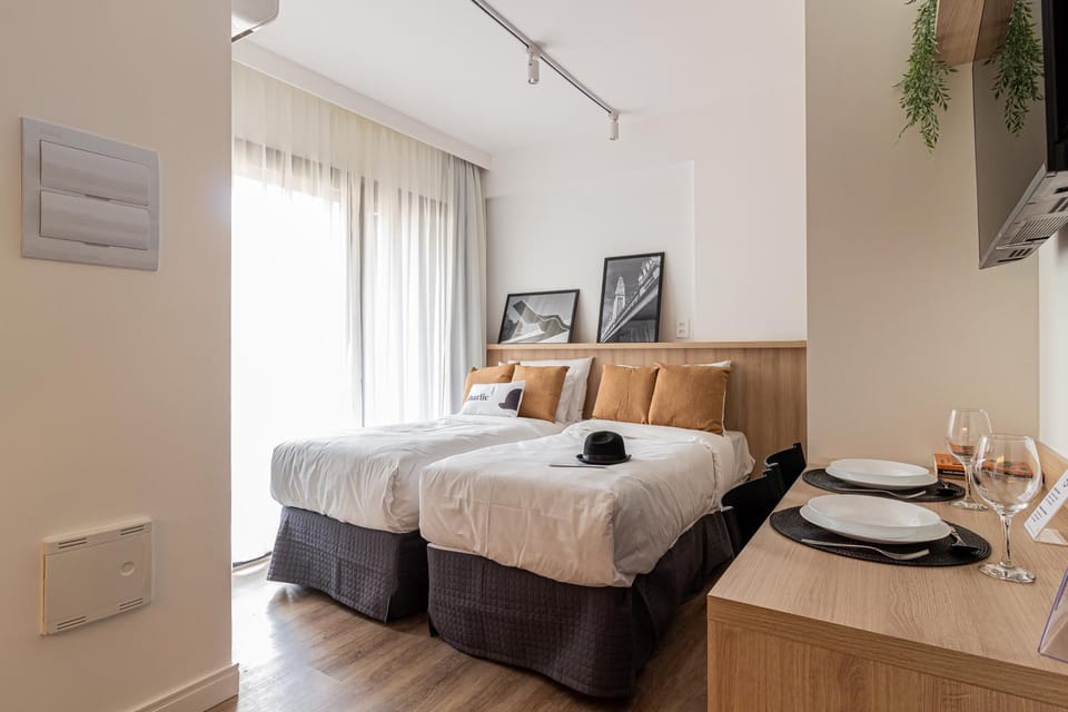 Bed, Photo of the whole room, Decorative detail, Bedroom