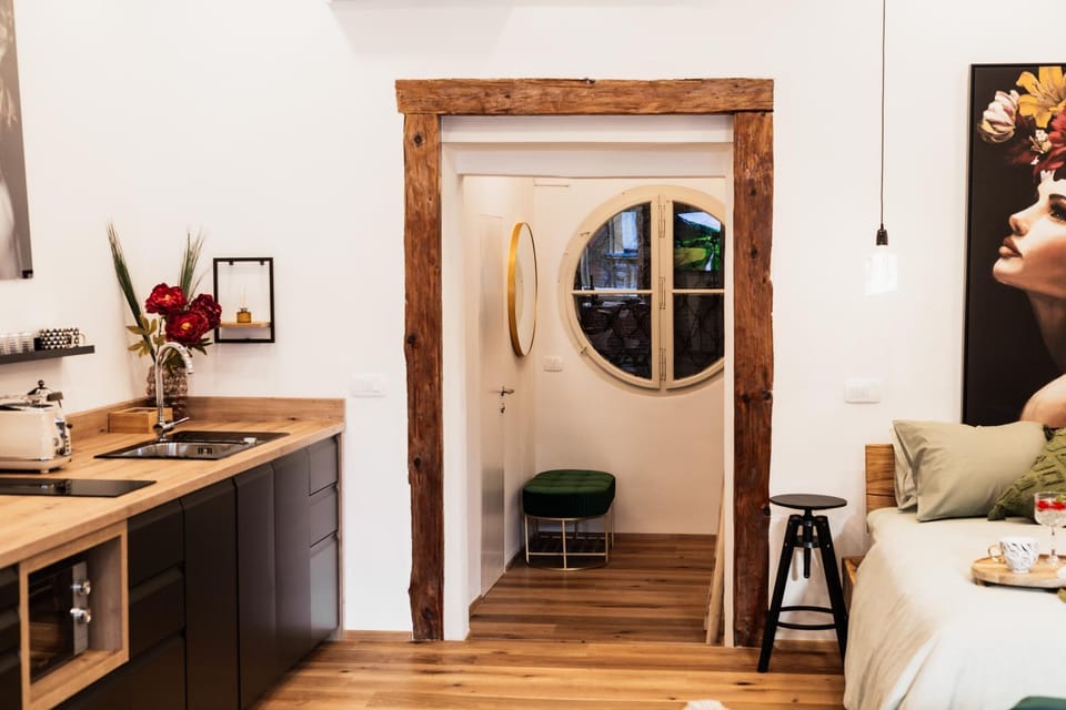 Kitchen or kitchenette