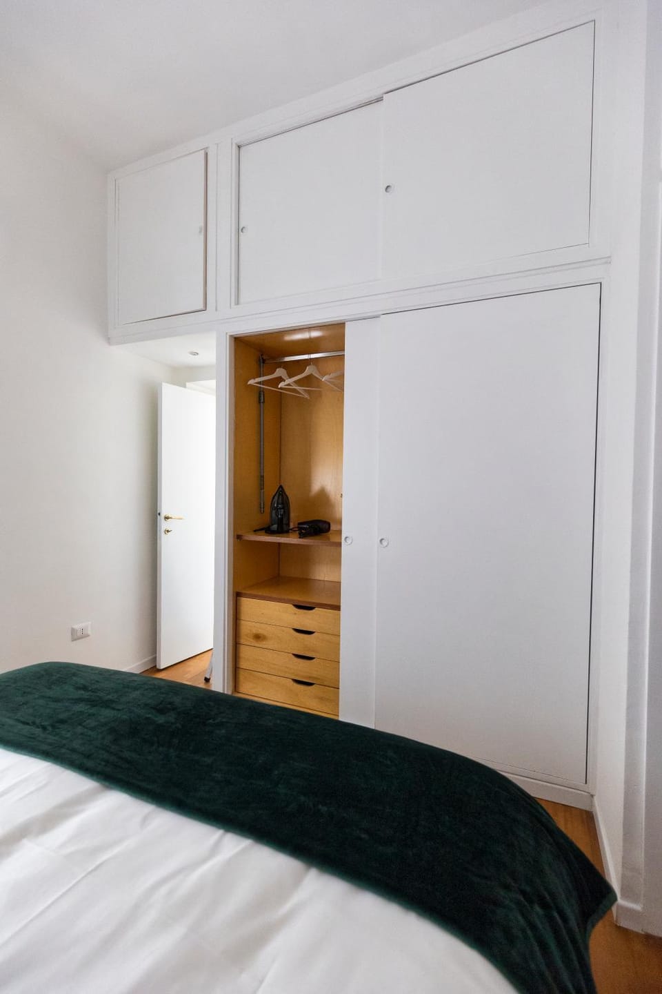 Bed, Bedroom, wardrobe