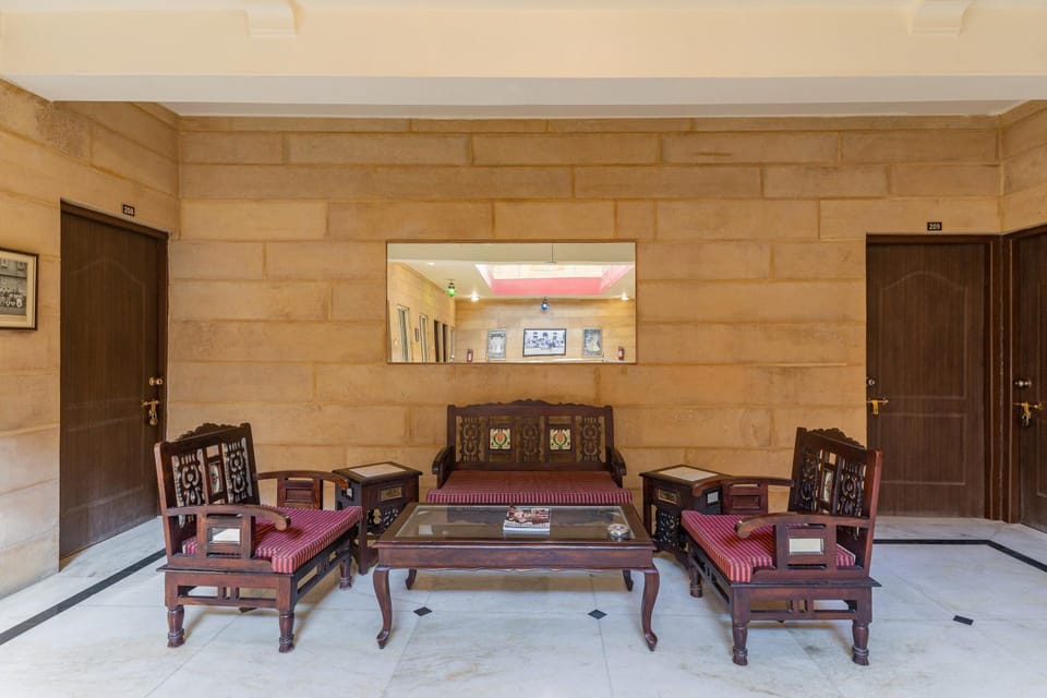 Property building, Seating area