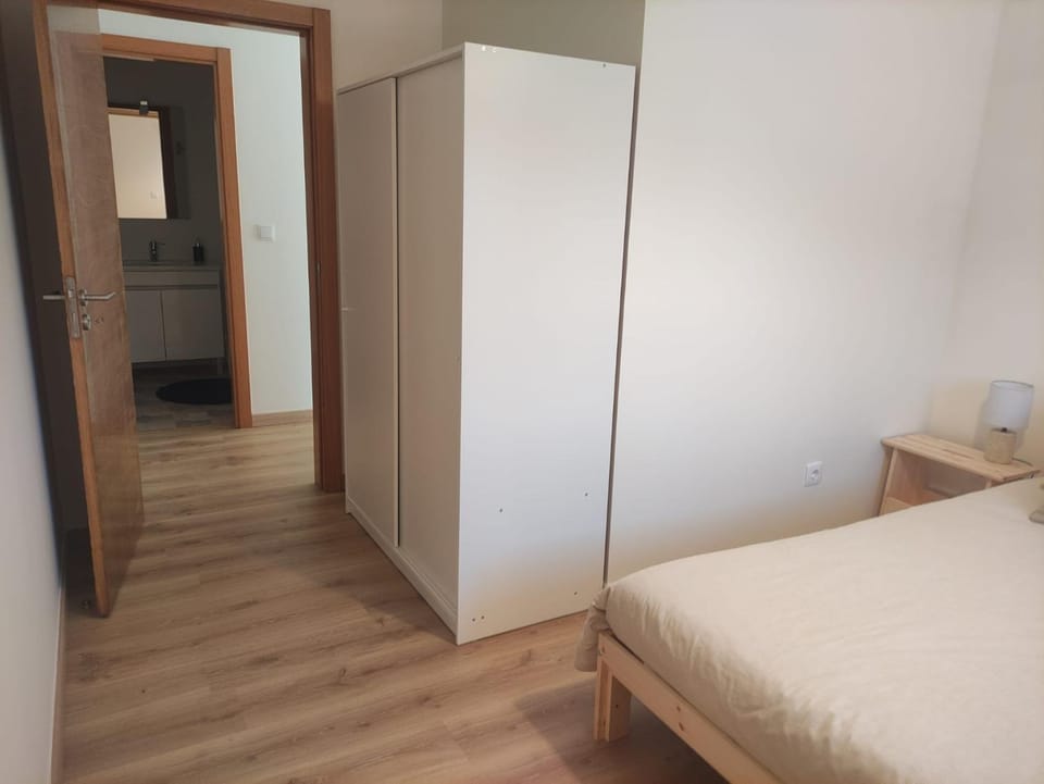 Bed, Photo of the whole room, Bedroom, wardrobe