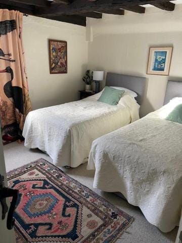 The Totnes Guest House. Upstairs at Zappa's Bed and Breakfast in Totnes