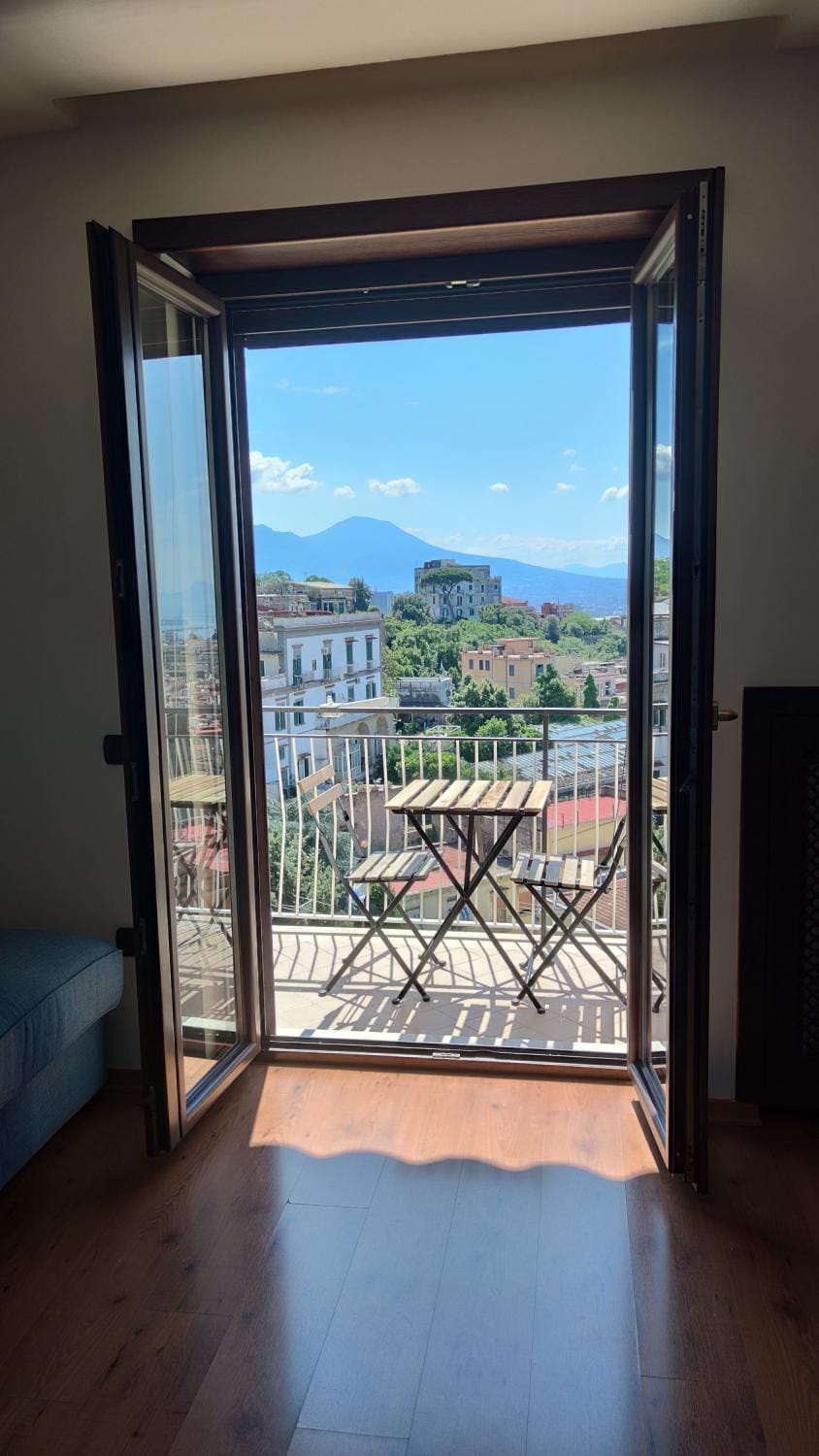Maison Capodimonte Apartment in Naples