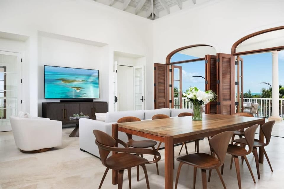 Villa Shambhala 3 BR Villa in Long Bay Hills