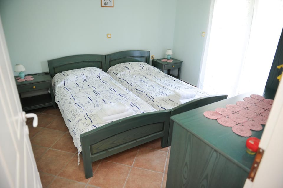Appartamenti Angelika Apartment hotel in Peloponnese, Western Greece and the Ionian