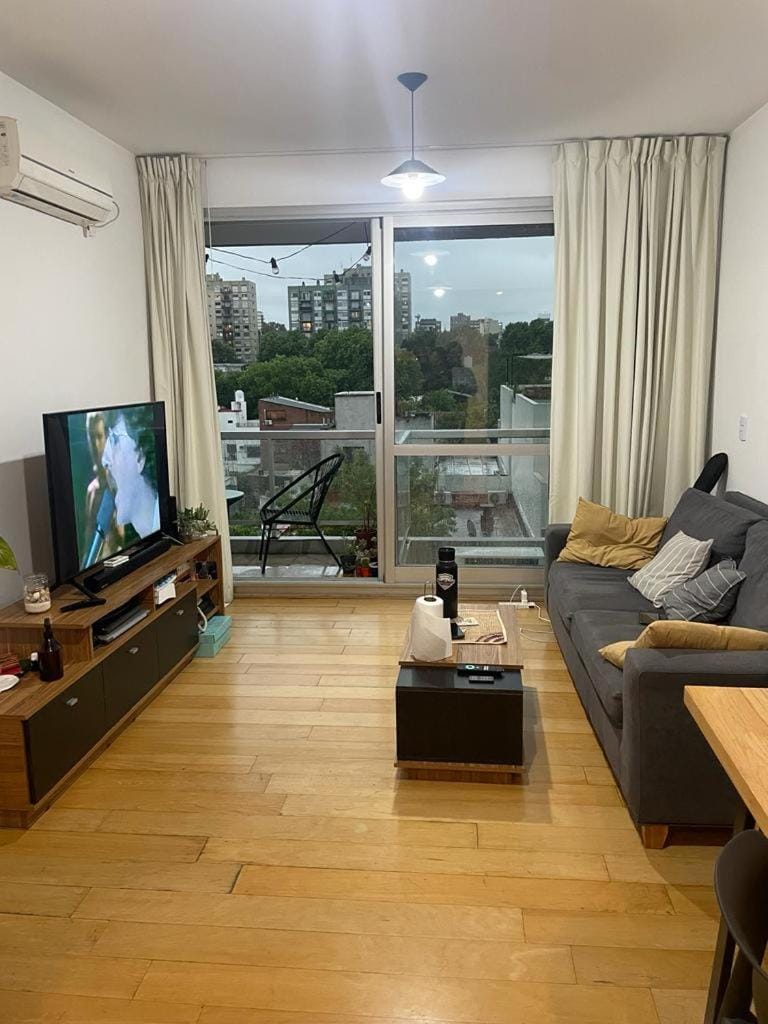 Septiembre Station View Apartment in Buenos Aires