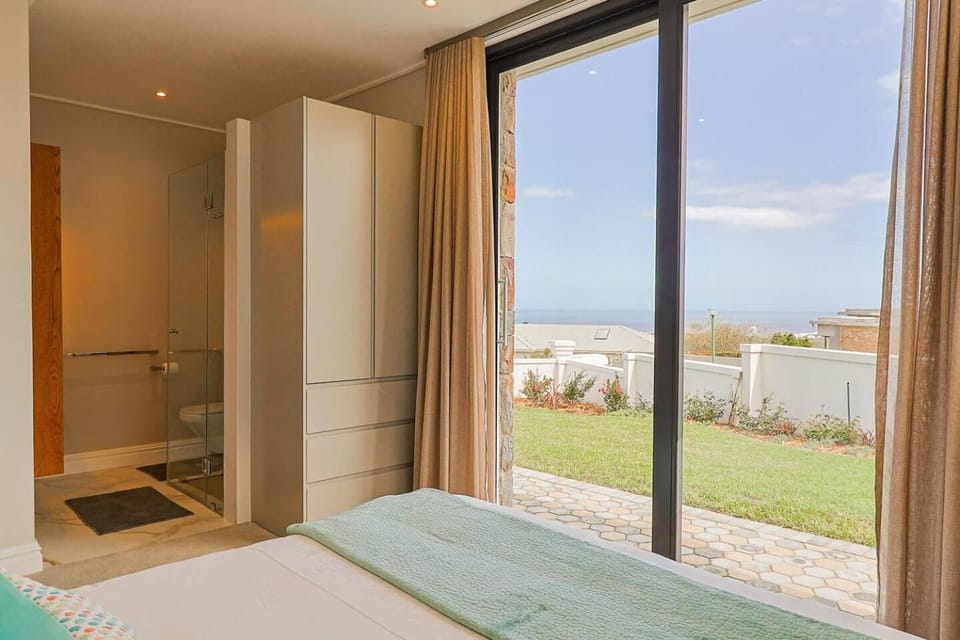 The View, Apartment, with magnificent sea view Apartment in Western Cape