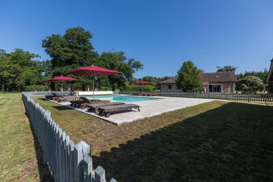 Vieux chêne House in Nouvelle-Aquitaine