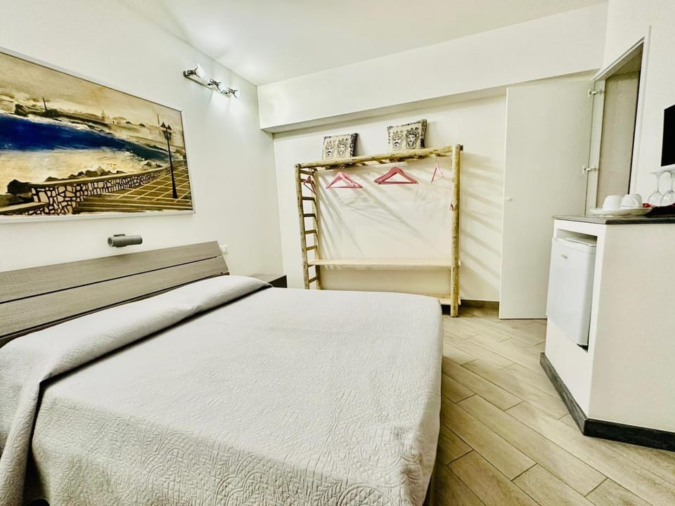 San Lorenzo Room Apartment in Trapani