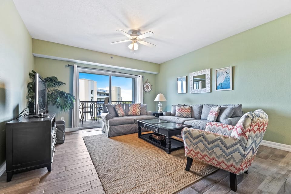 Weekly Special! Beautiful Beachside Unit | OW14-505 Apartment in Florida