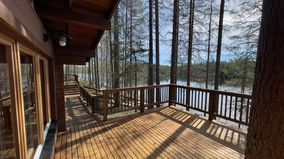Neighbourhood, Sauna