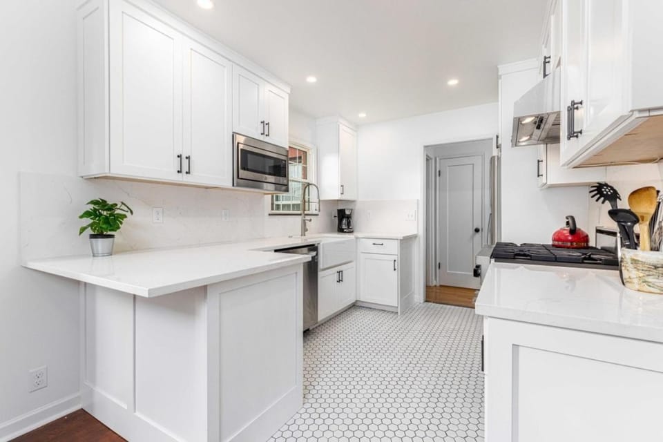 Remodeled Home Fenced Yard Outdoor Fireplace House in Seattle