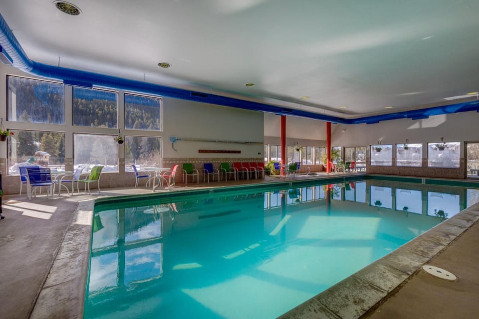 Seating area, Mountain view, Swimming pool, furniture