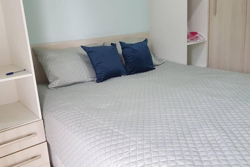 Bed, Photo of the whole room, Bedroom, wardrobe