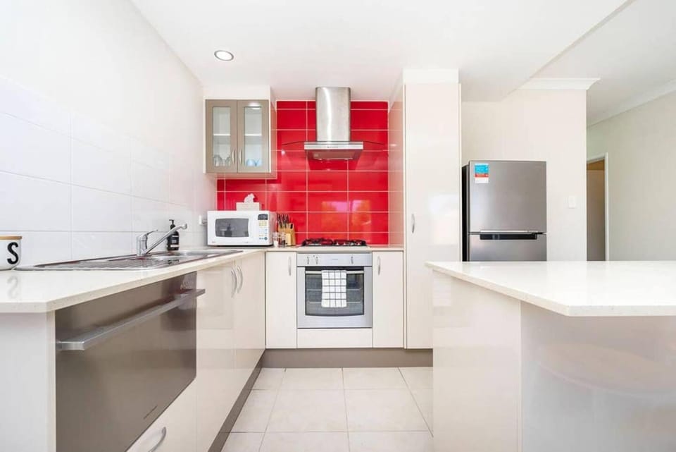 Modern Midland Retreat 2BR 1 BTH Apartment in Perth