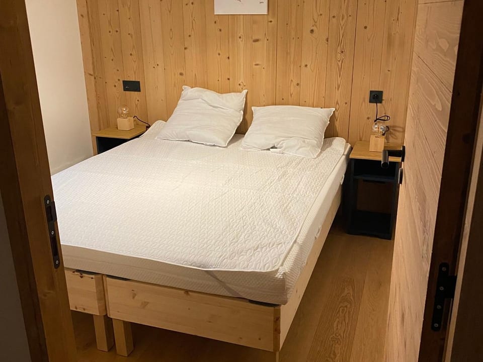 Appartement charmant au pied des pistes avec balcon et parking - FR-1-692-93 Apartment in Haute-Savoie