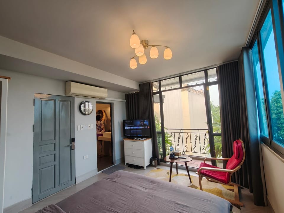 TV and multimedia, Seating area