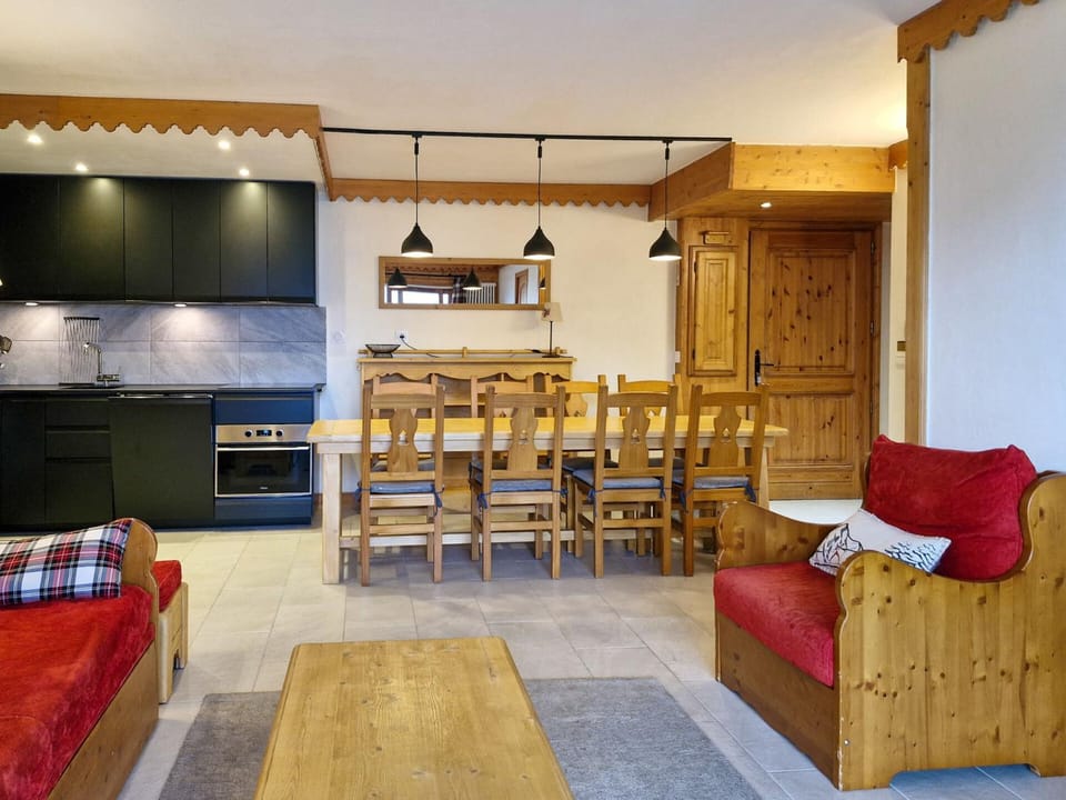 Résidence Roselend - Grand 4 pièces offrant de belles surfaces situé dans une résidence au village du chantel ,proche des pistes et avec piscine MAE-8204 Apartment in Landry