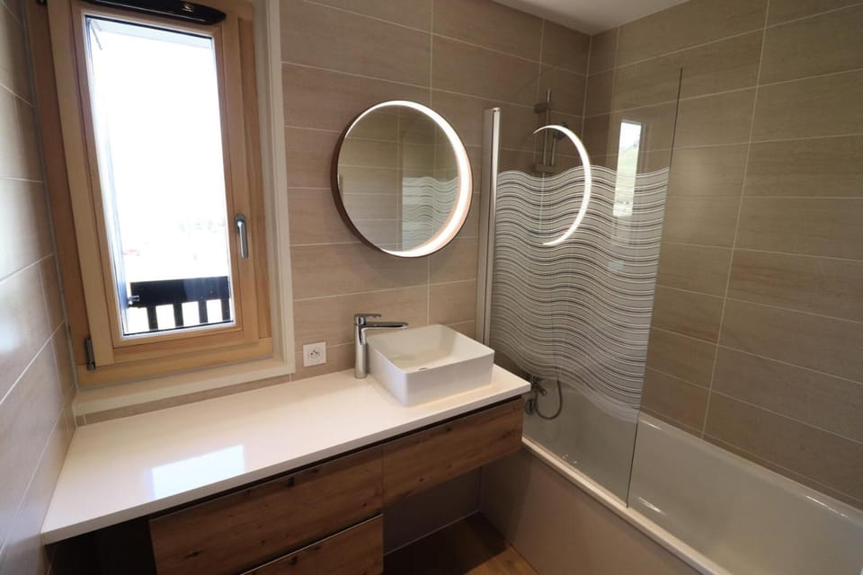 Résidence Bec Rouge - Appartement rénové·Skis aux pieds·Balcon MAE-8214 Apartment in Tignes